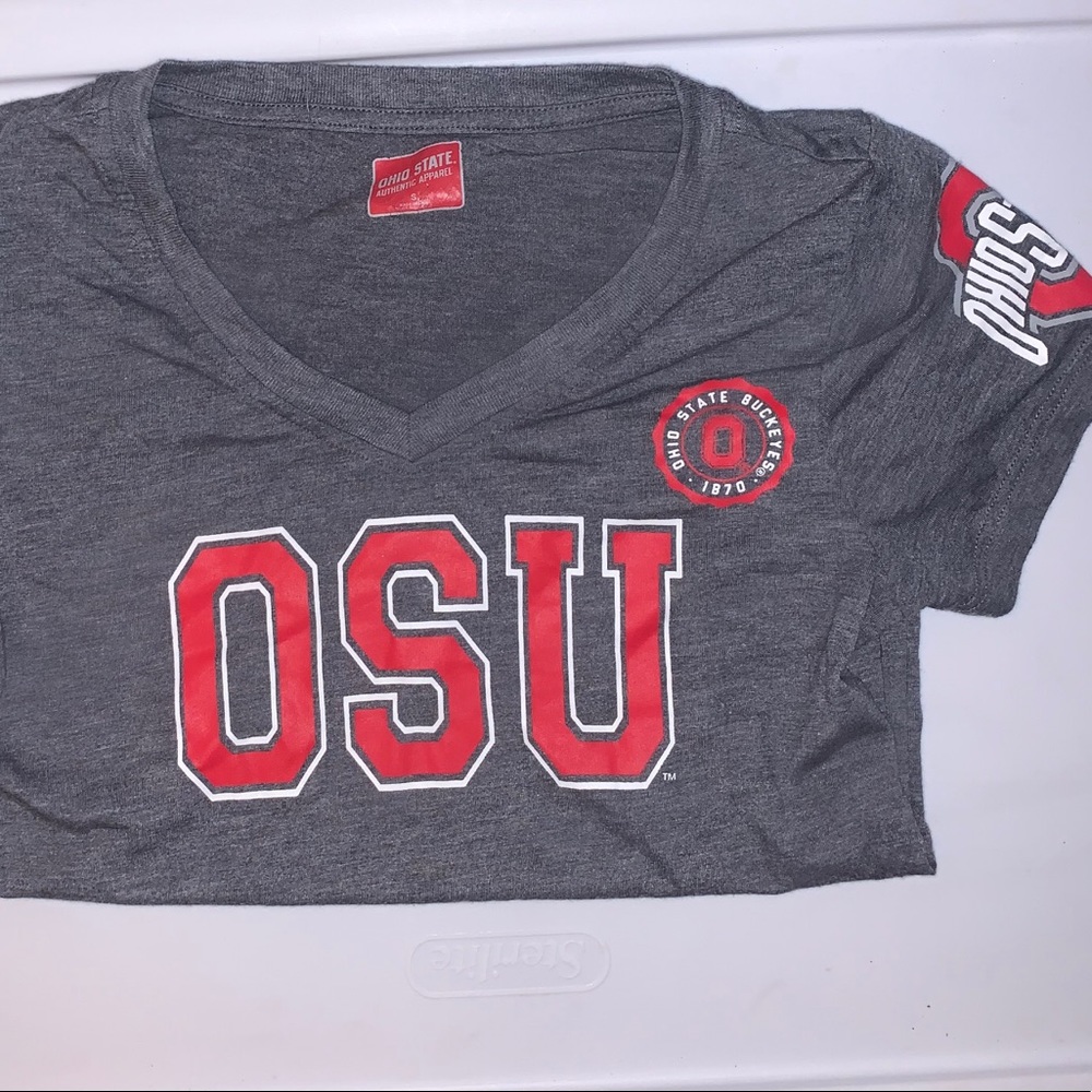 OHIO STATE APPAREL Women’s V-neck T-shirt